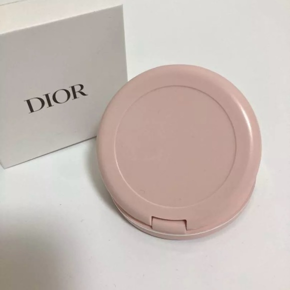 Dior Pink Quilted Compact Mirror - Picture 3 of 5